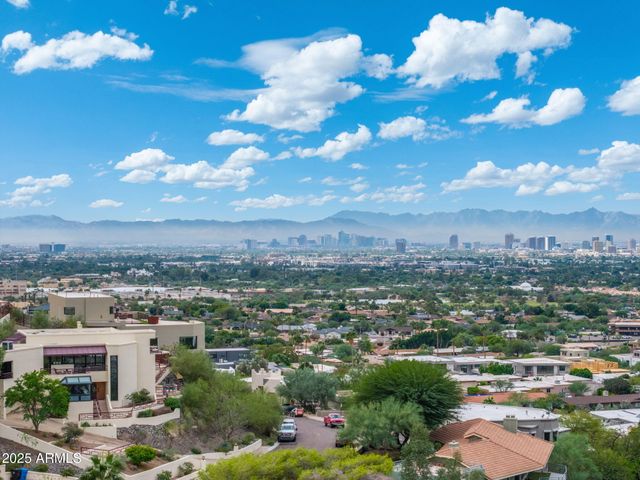 7242 N 23rd Place, Phoenix, AZ 85020