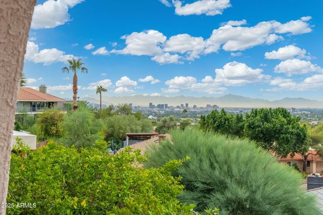 7242 N 23rd Place, Phoenix, AZ 85020