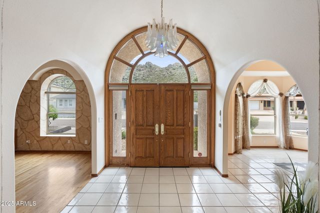 7242 N 23rd Place, Phoenix, AZ 85020