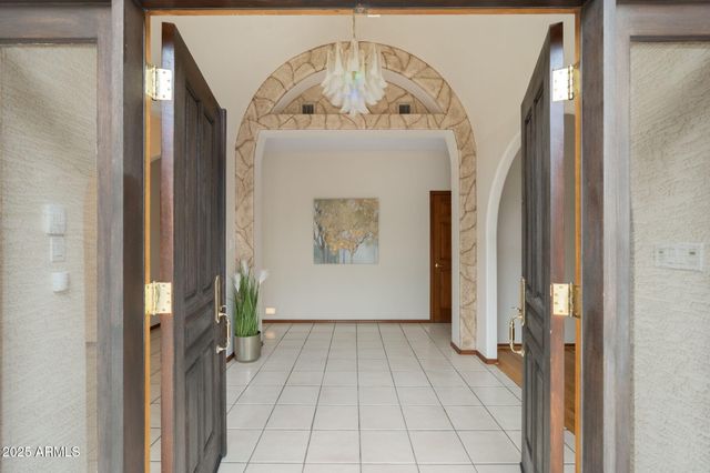 7242 N 23rd Place, Phoenix, AZ 85020