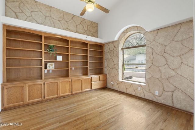 7242 N 23rd Place, Phoenix, AZ 85020