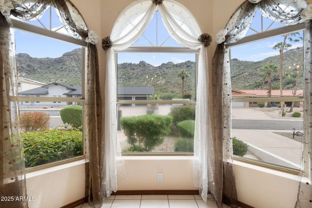 7242 N 23rd Place, Phoenix, AZ 85020