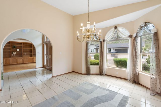 7242 N 23rd Place, Phoenix, AZ 85020