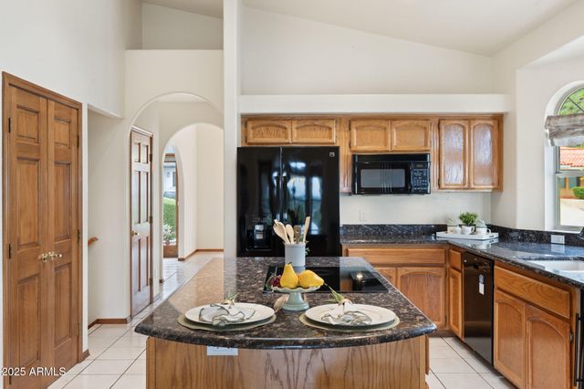 7242 N 23rd Place, Phoenix, AZ 85020