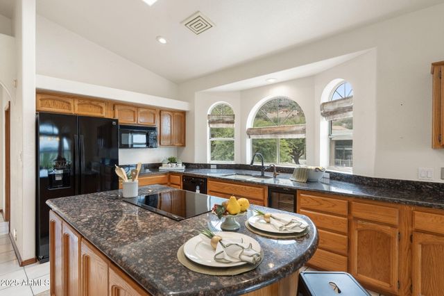 7242 N 23rd Place, Phoenix, AZ 85020