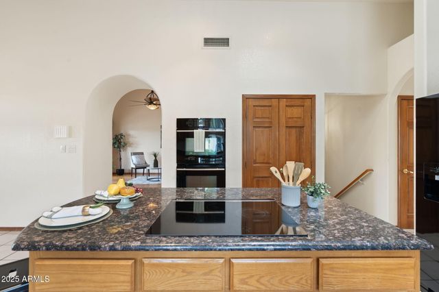 7242 N 23rd Place, Phoenix, AZ 85020