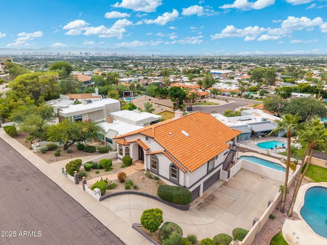 7242 N 23rd Place, Phoenix, AZ 85020