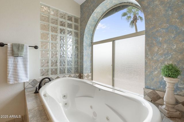 7242 N 23rd Place, Phoenix, AZ 85020