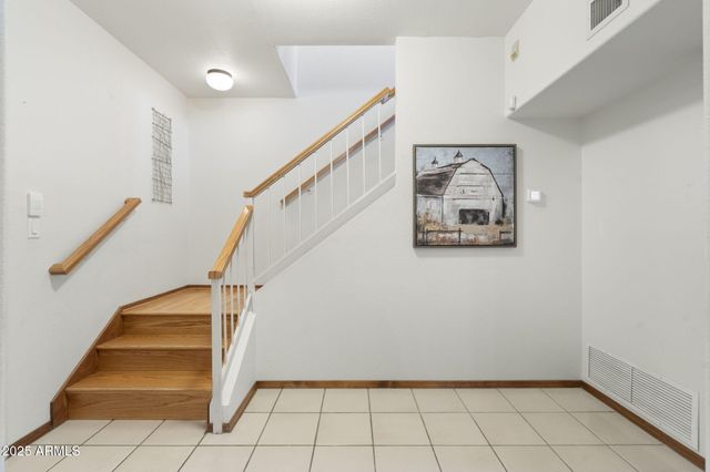 7242 N 23rd Place, Phoenix, AZ 85020