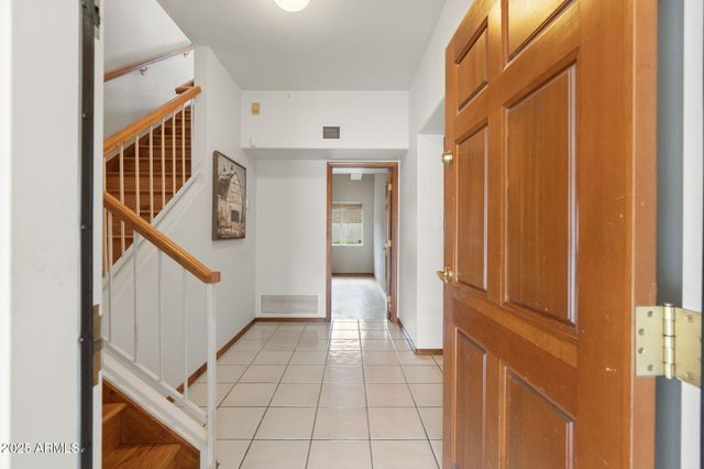 7242 N 23rd Place, Phoenix, AZ 85020