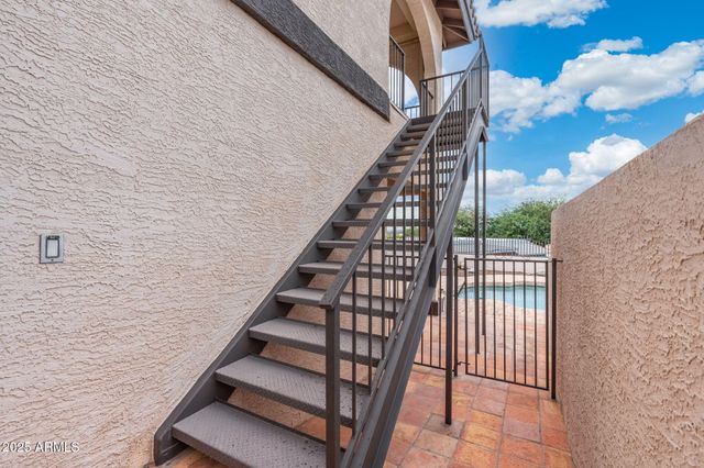 7242 N 23rd Place, Phoenix, AZ 85020