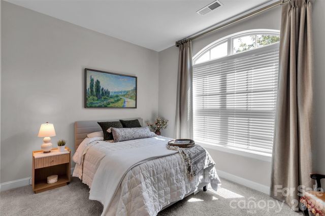 17810 Pawleys Plantation Lane 37, Charlotte, NC 28278