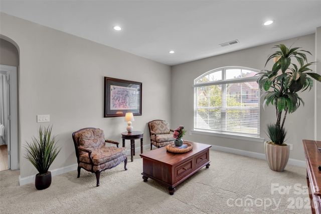 17810 Pawleys Plantation Lane 37, Charlotte, NC 28278