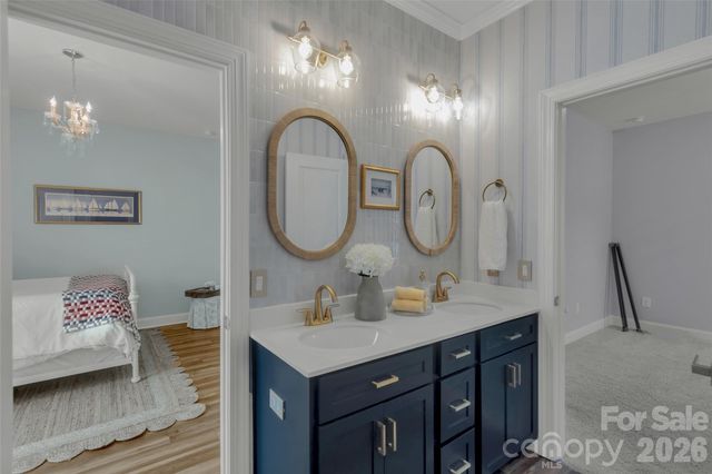 17810 Pawleys Plantation Lane 37, Charlotte, NC 28278