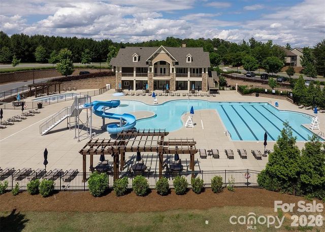 17810 Pawleys Plantation Lane 37, Charlotte, NC 28278