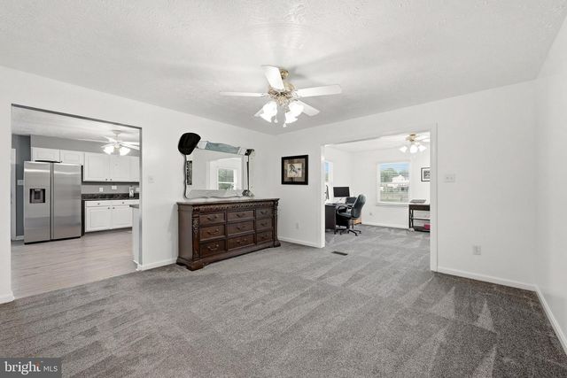 96 LADY BUG LN, Kearneysville, WV 25430