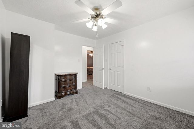 96 LADY BUG LN, Kearneysville, WV 25430