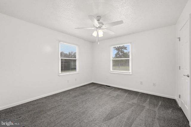 96 LADY BUG LN, Kearneysville, WV 25430