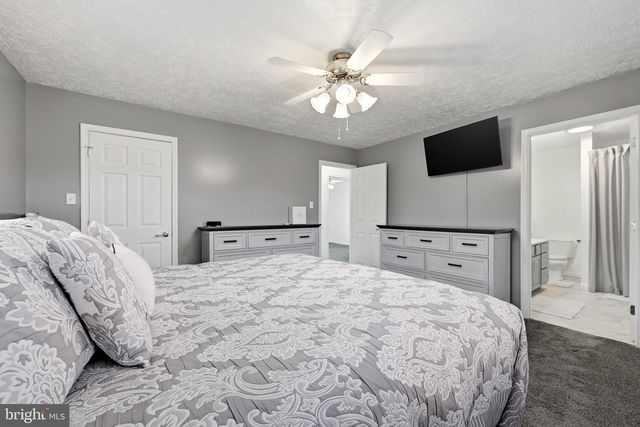 96 LADY BUG LN, Kearneysville, WV 25430
