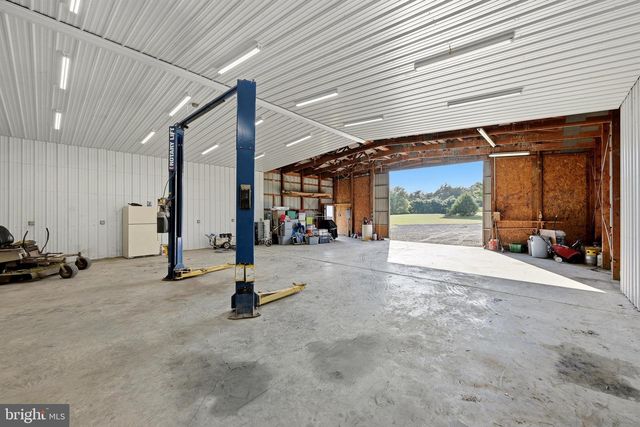 96 LADY BUG LN, Kearneysville, WV 25430