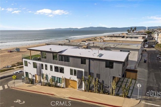2200 The Strand B, Manhattan Beach, CA 90266