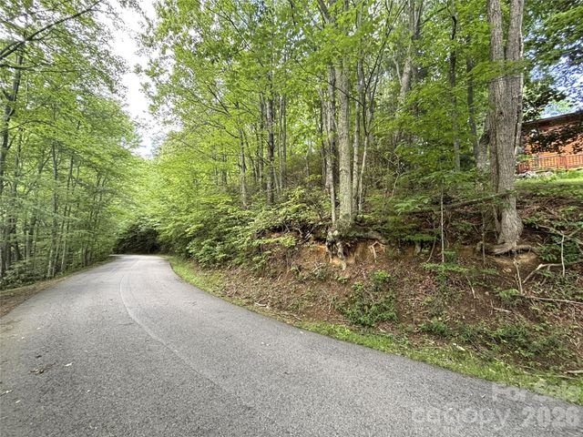 000 Valley View Drive, Maggie Valley, NC 28751