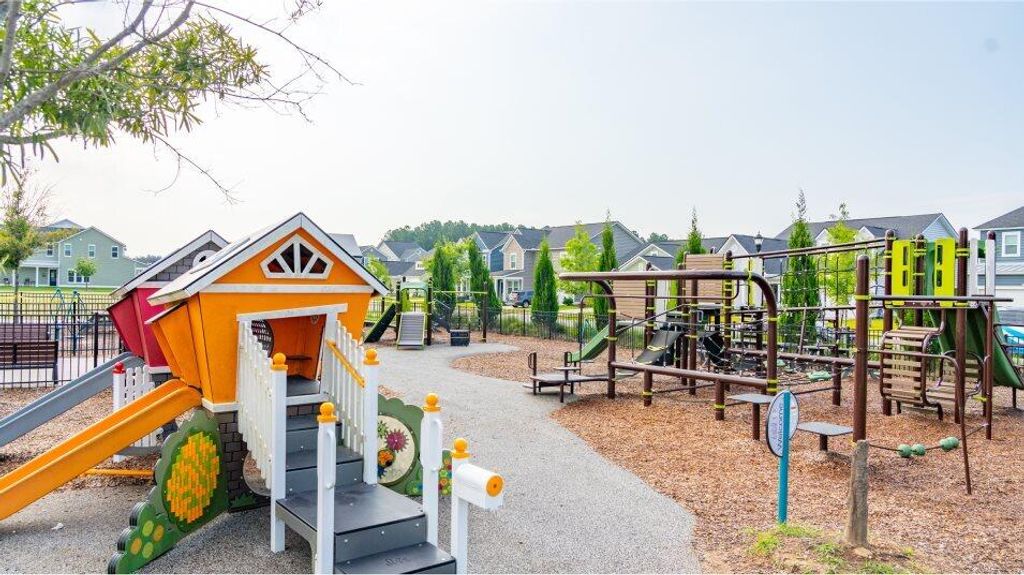 Image 28 of property listing at 1044 Lettered Olive Lane, Summerville, SC 29485