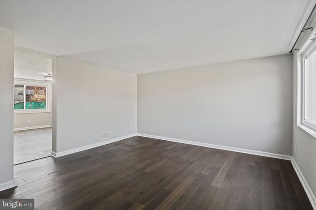 7819 SAINT BRIDGET LN, Dundalk, MD 21222