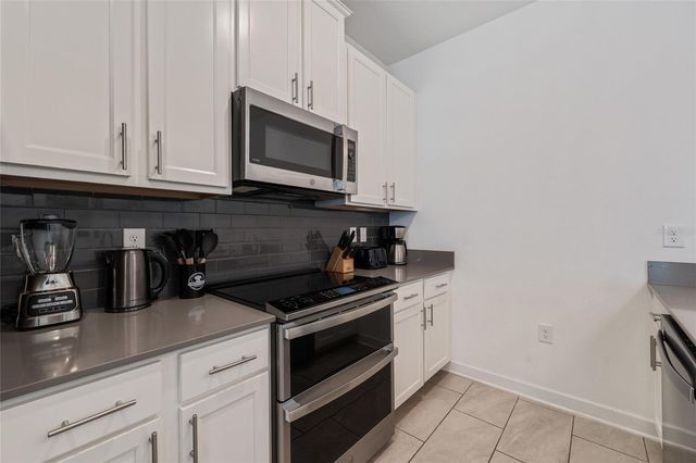 1070 SPLASH SHOT PLACE, Davenport, FL 33896