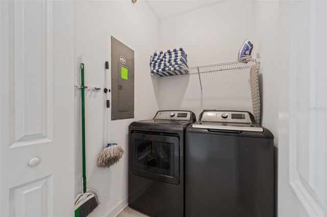 1070 SPLASH SHOT PLACE, Davenport, FL 33896