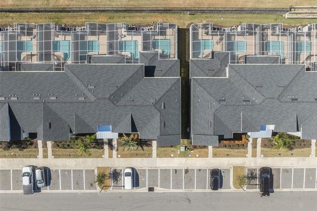 1070 SPLASH SHOT PLACE, Davenport, FL 33896