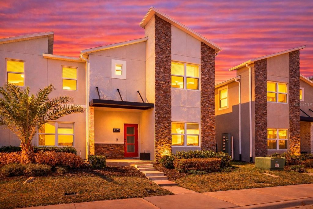 Image 1 of property listing at 1070 SPLASH SHOT PLACE, Davenport, FL 33896