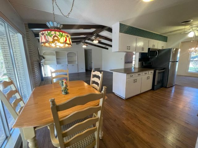 104 Skipcha Trail, Lampasas, TX 76550