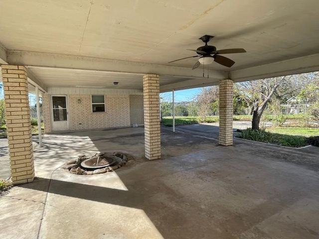104 Skipcha Trail, Lampasas, TX 76550