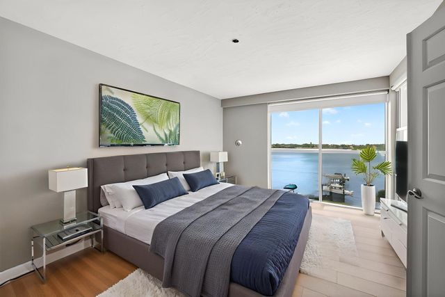3901 S Flagler Drive 703, West Palm Beach, FL 33405