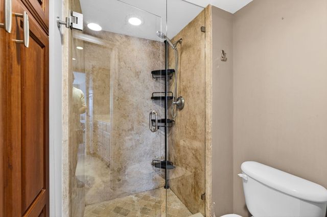 3901 S Flagler Drive 703, West Palm Beach, FL 33405