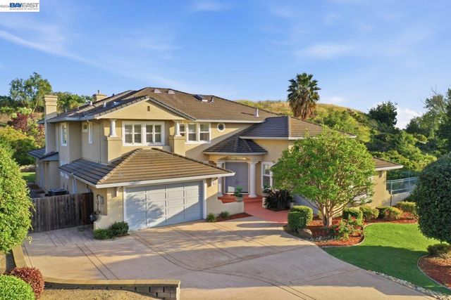 48564 Avalon Heights Ter, Fremont, CA 94539