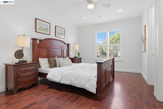 48564 Avalon Heights Ter, Fremont, CA 94539