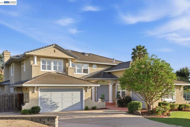 48564 Avalon Heights Ter, Fremont, CA 94539