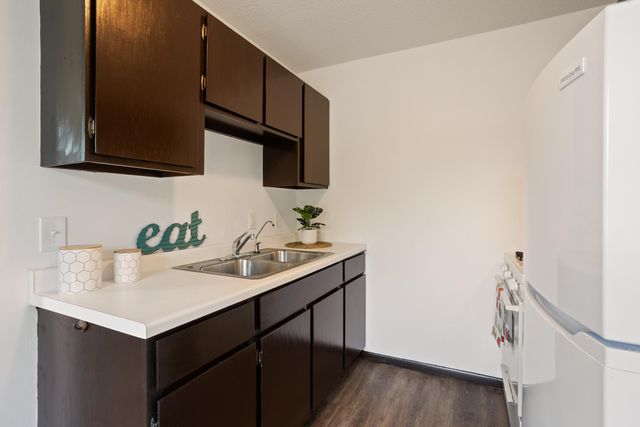 333 8th Street SE 305, Minneapolis, MN 55414