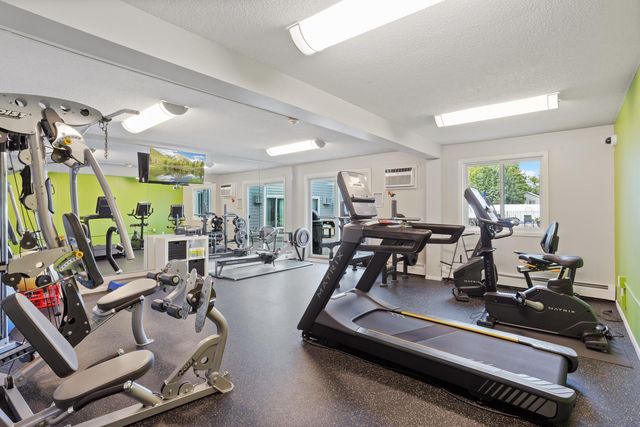 333 8th Street SE 305, Minneapolis, MN 55414