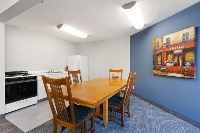 333 8th Street SE 305, Minneapolis, MN 55414