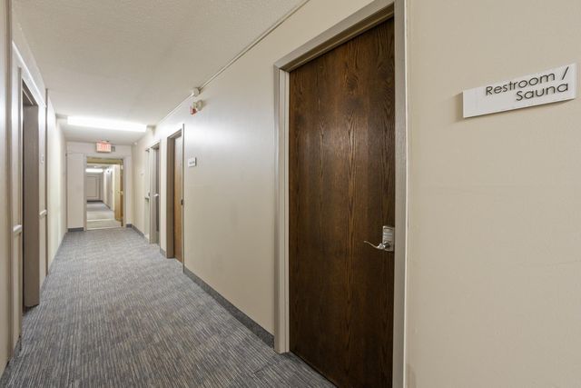 333 8th Street SE 305, Minneapolis, MN 55414