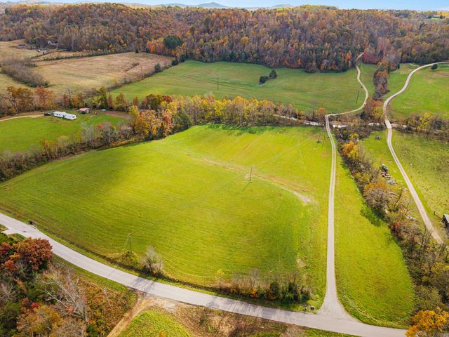 872 Bastin Creek Road, Kings Mountain, KY 40442