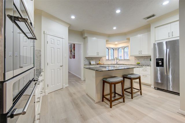 714 Last Arrow Drive, Houston, TX 77079