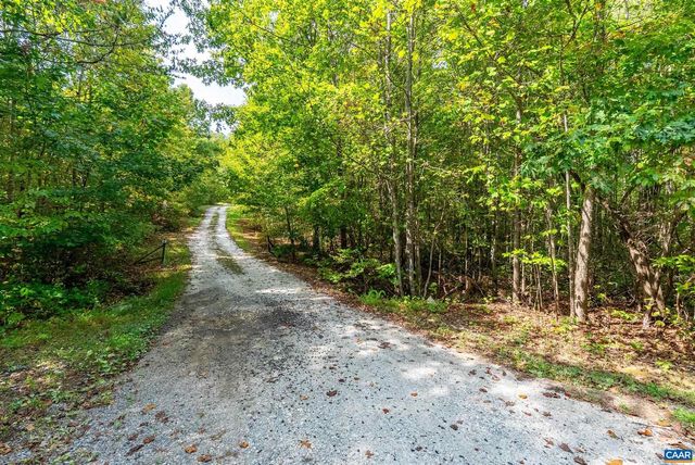 386 CUB CREEK RD, Appomattox, VA 24522