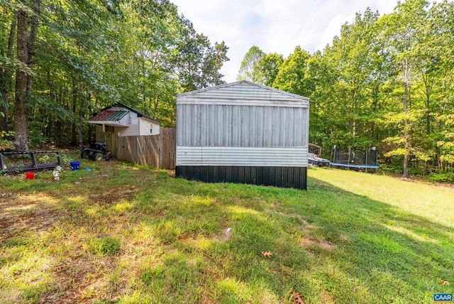 386 CUB CREEK RD, Appomattox, VA 24522