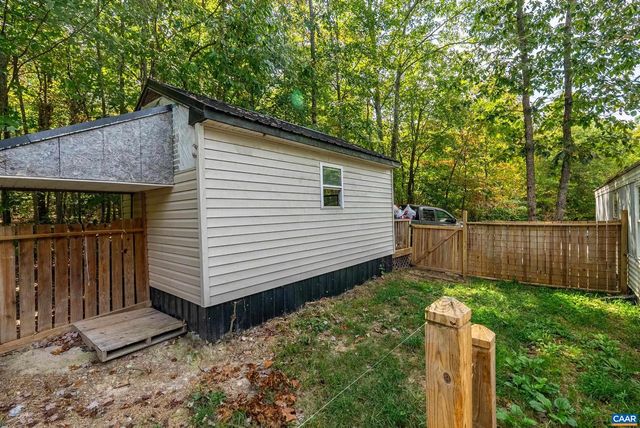 386 CUB CREEK RD, Appomattox, VA 24522