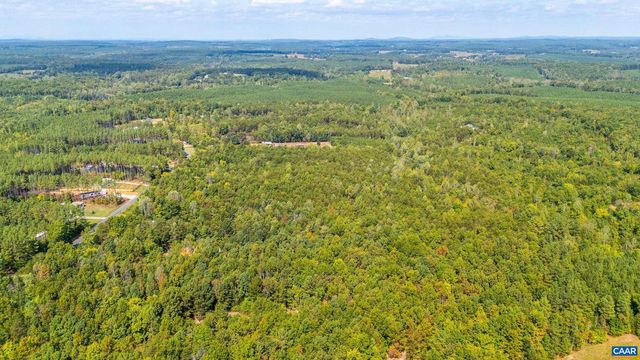 386 CUB CREEK RD, Appomattox, VA 24522