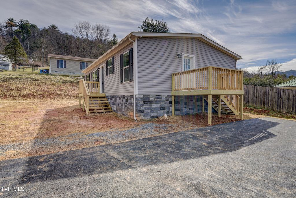 206 Florida Avenue, Erwin, TN 37650